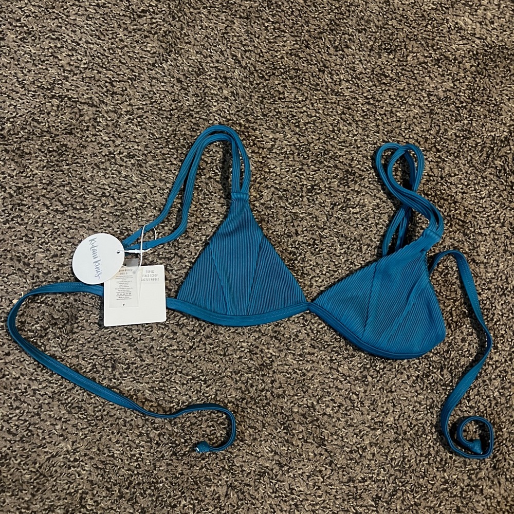 NWT: Kulani Kinis: Fixed Scoop Bralette in Cactus Ribbed size small
